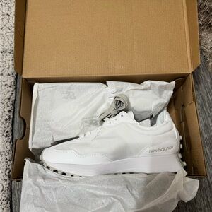 Figs New Balance 327